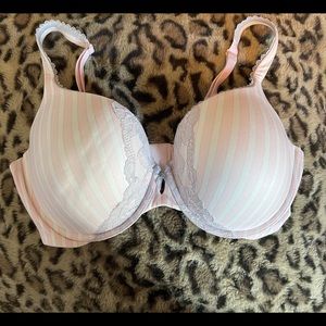 Victoria’s Secret bra